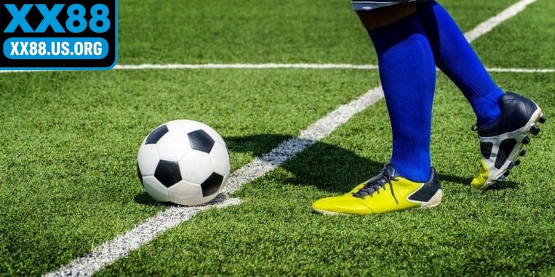 Sự ưu tiên của trọng tài là yếu tố ảnh hưởng đến giao bóng trước