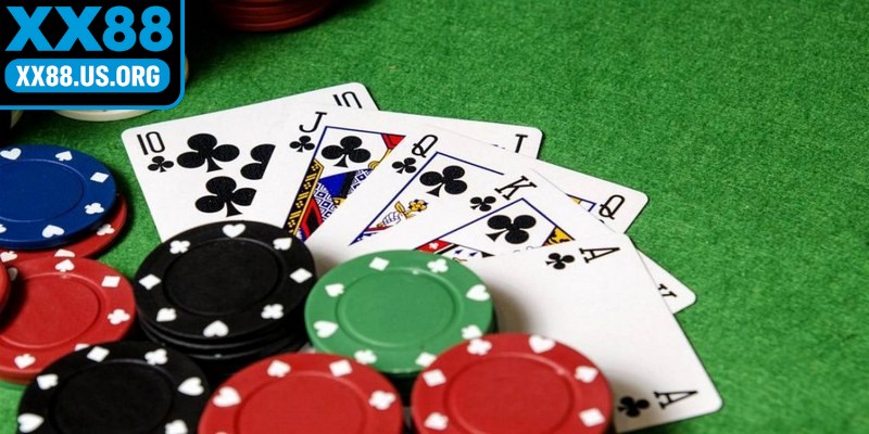 Poker là trò chơi đòi hỏi sự kiên nhẫn đến từng chi tiết